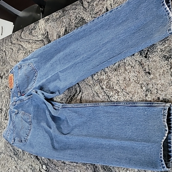 Vintage Levi Dad Jeans, On Trend - Picture 11 of 16